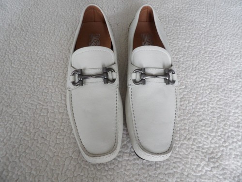 Preowned ferragamo parigi - ,